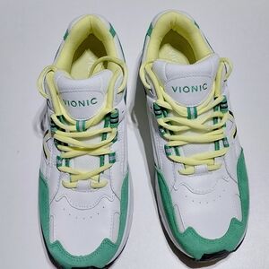 VIONIC  Women's 23 Walk 2.0 Green & White Athletic Shoe